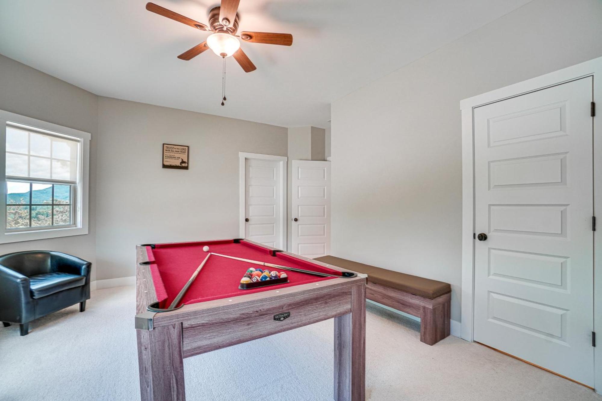 Stunning Helen Getaway With Hot Tub And Ev Charger! Villa Buitenkant foto