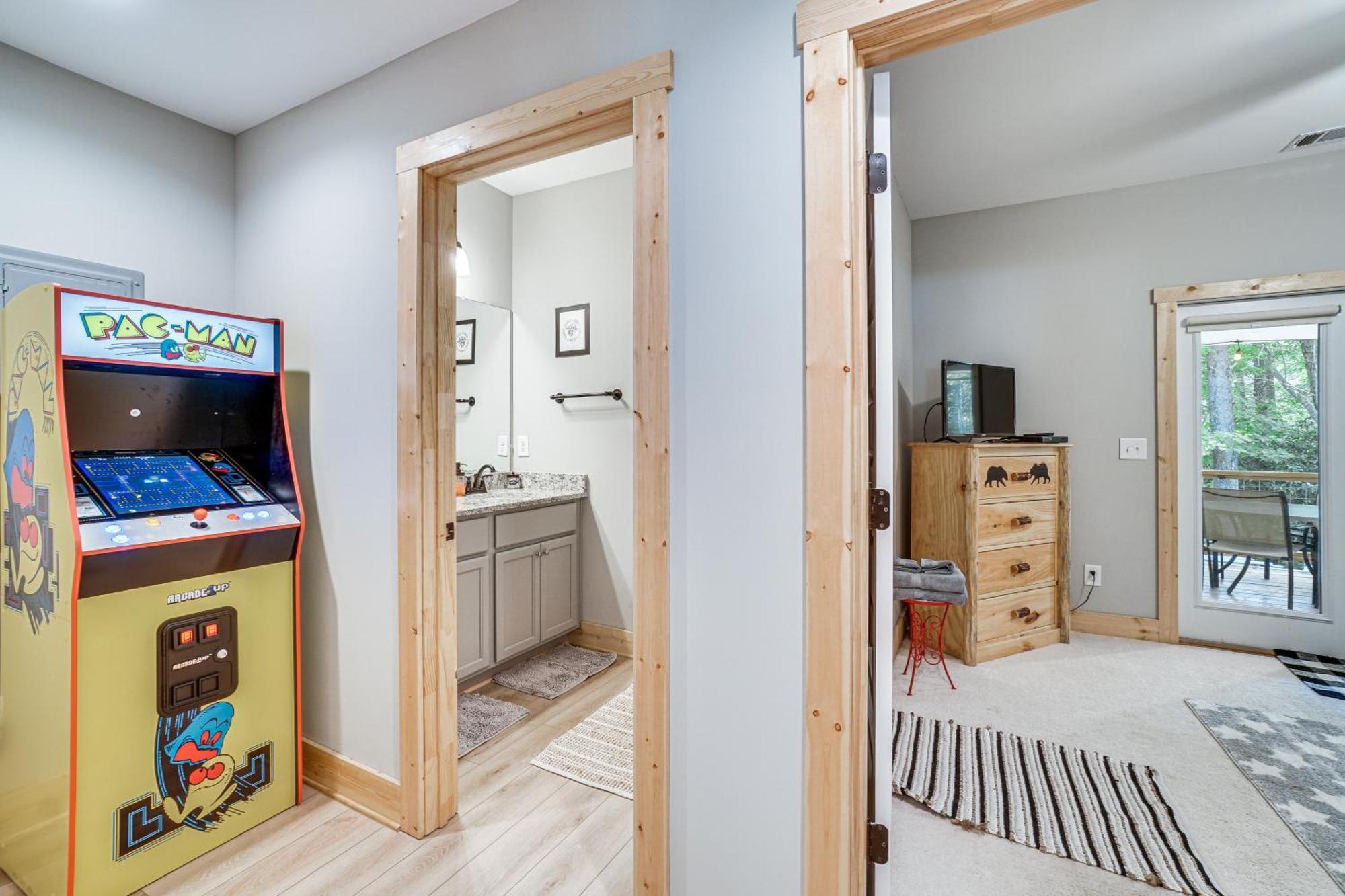 Stunning Helen Getaway With Hot Tub And Ev Charger! Villa Buitenkant foto