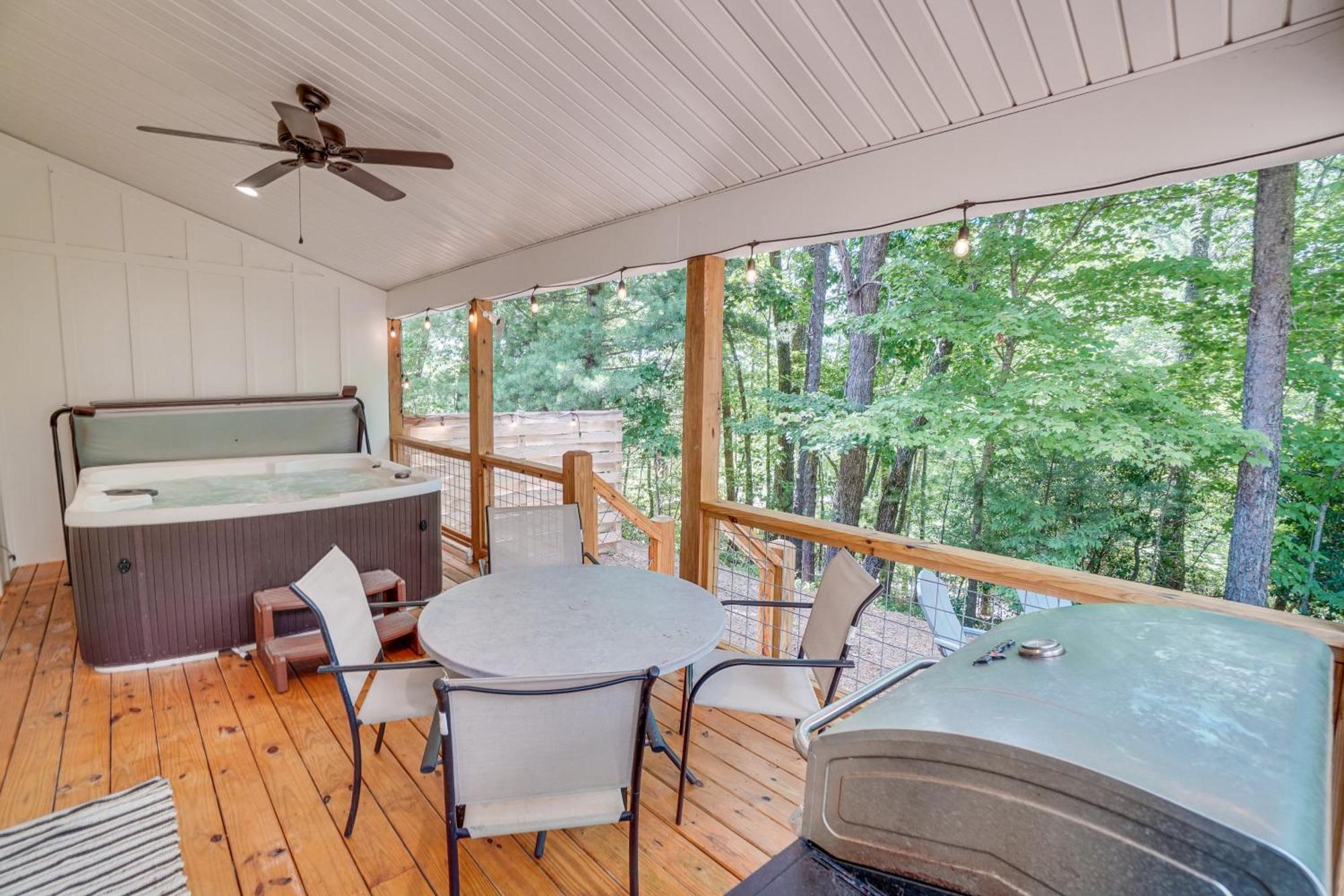 Stunning Helen Getaway With Hot Tub And Ev Charger! Villa Buitenkant foto